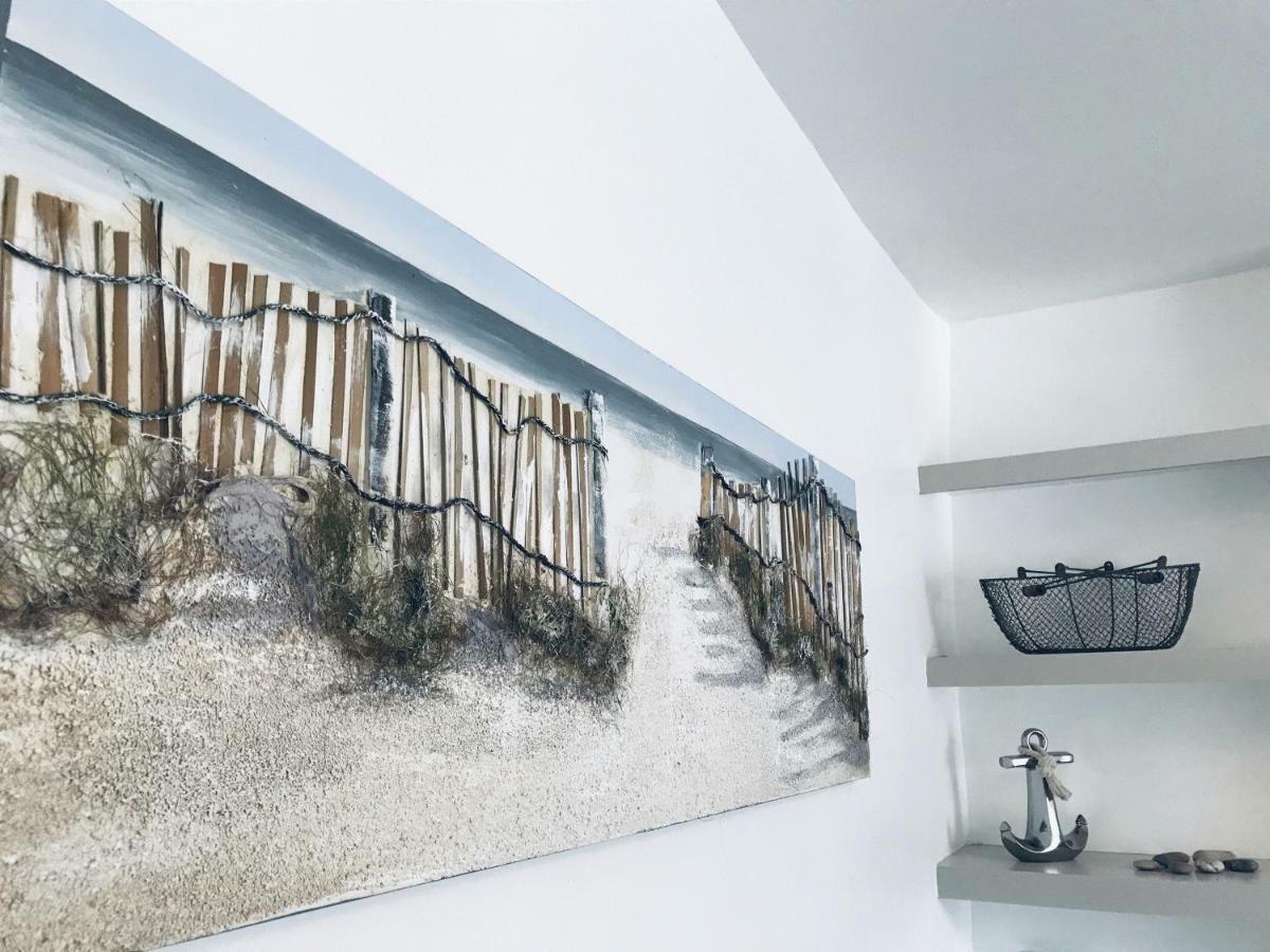 Nancie'S Place - Dartmouth Town Center With Private Parking - A Traditional Georgian Private Duplex Apartment - Beautifully Refurbished - Two Bedrooms, Bathroom, Kitchen And Lounge Diner Kültér fotó